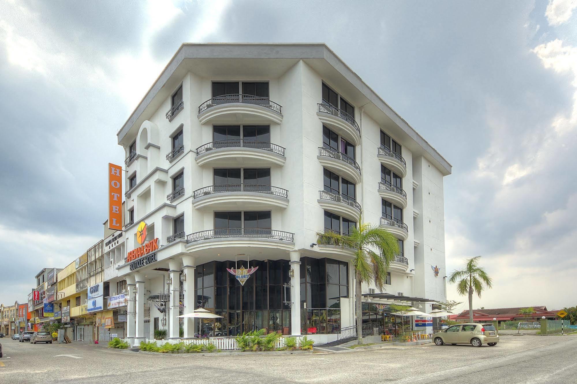 Arenaa Batik Boutique Kuantan Exterior foto
